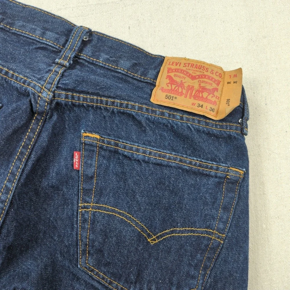 Levis 501 Jeans Mens 34x36 Blue Button Fly Casual Classic American Western
